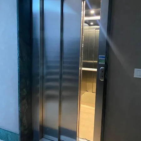 Al Martino 7 Apartamento